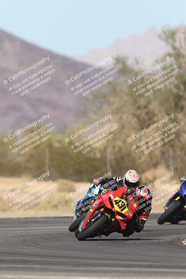 media/Nov-02-2025-CVMA (Sun) [[337aff29ab]]/Race 11-Amateur Supersport Open/